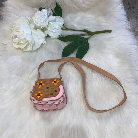 Hand Tooled / Crafted Leather Mini Bag for Girls - Picture 4 of 17